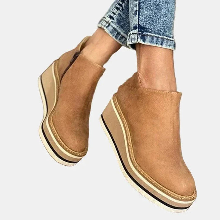 Evelyn - Cushioned Comfort Heeled Boot