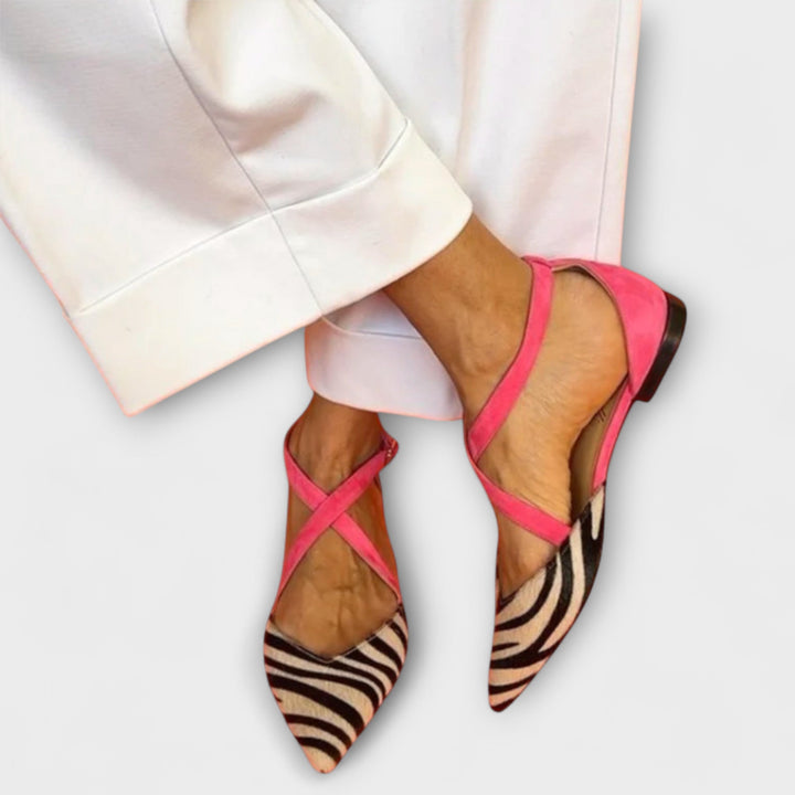 Veerle -  Moccasins with Strap