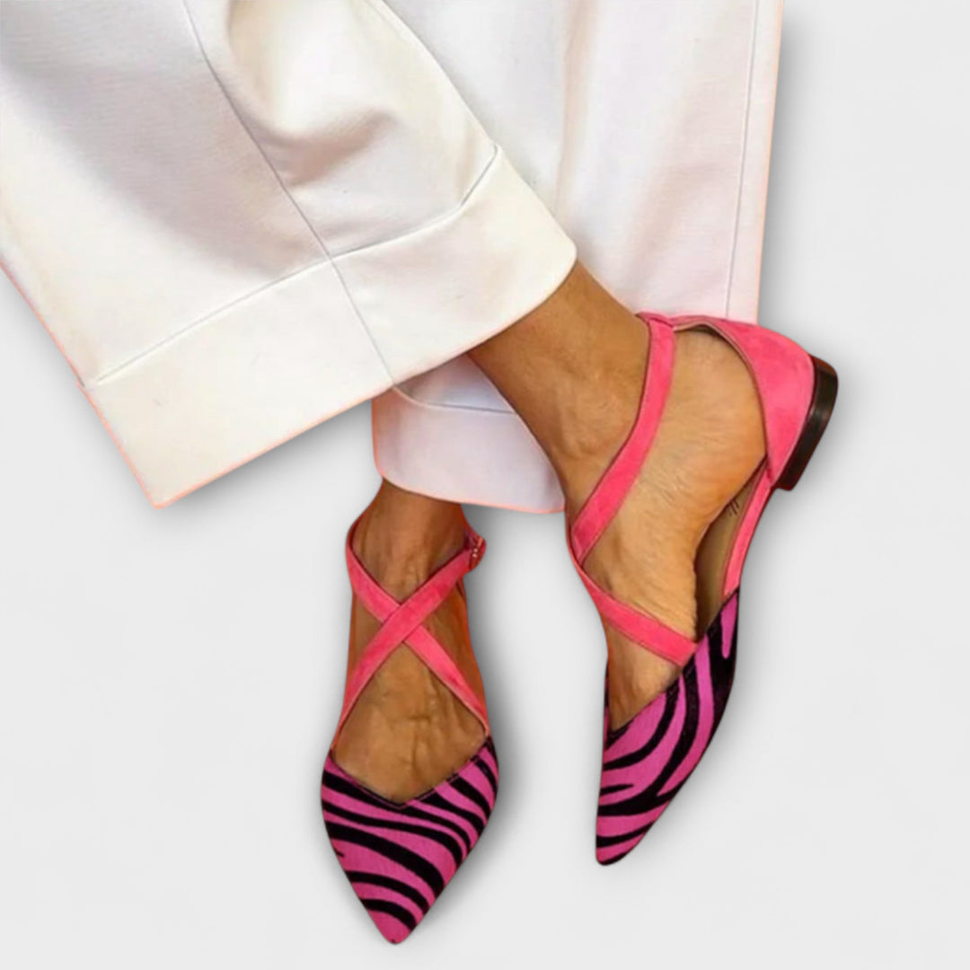 Veerle -  Moccasins with Strap