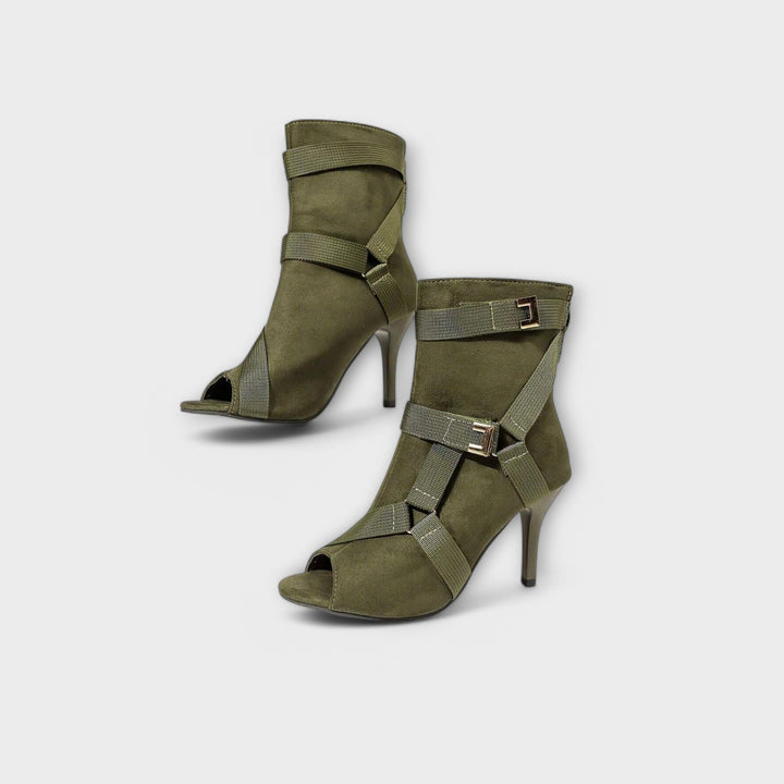 Elegant Heeled Sandals with Open Toe