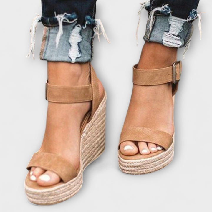 Elizabeth - Stylish Women's Shoes with Belt