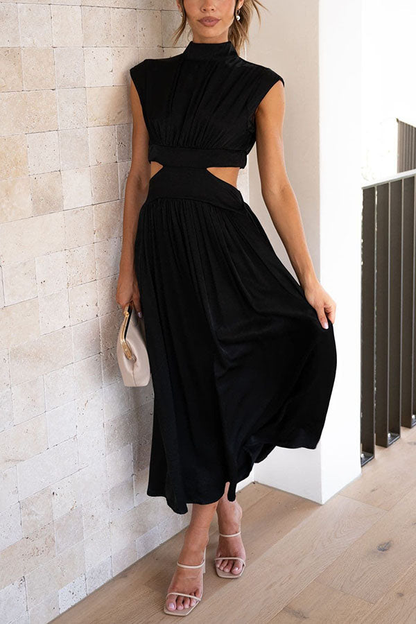 Quincy - Midi Dress with Cut-Out and Pockets