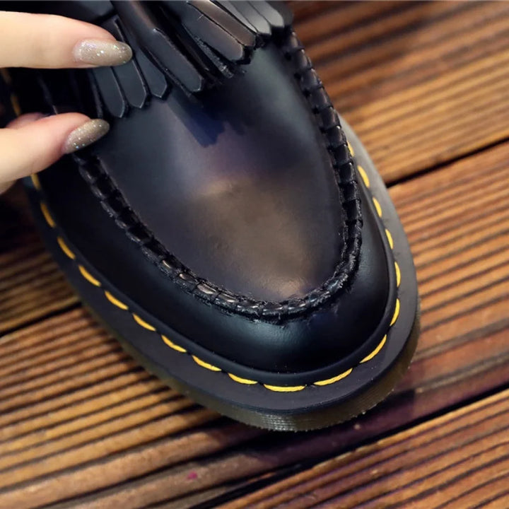 Mary - Retro Leather Shoe