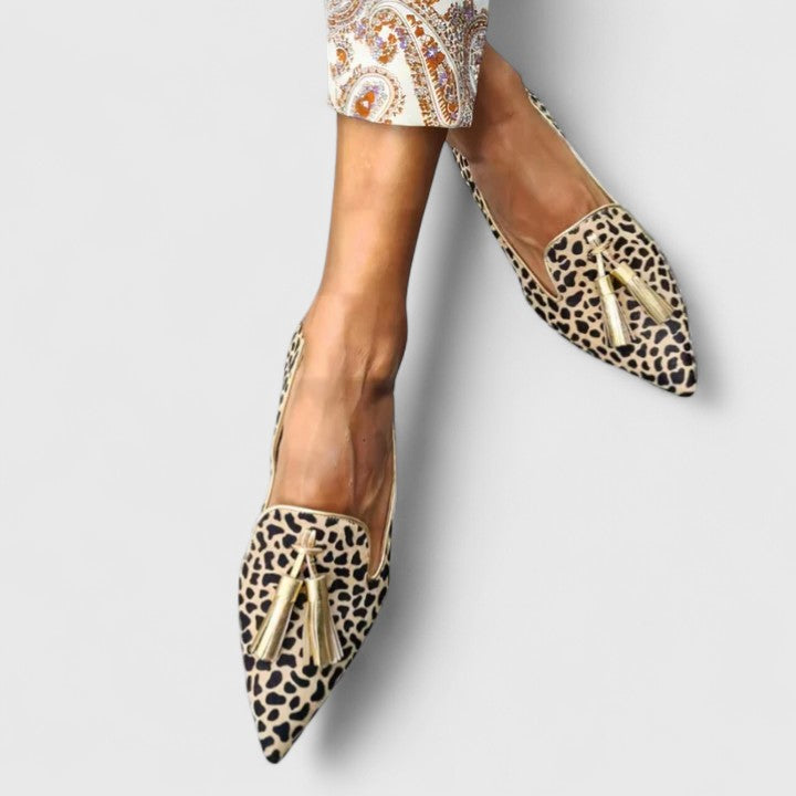 Mia - Classic Comfort Loafers.