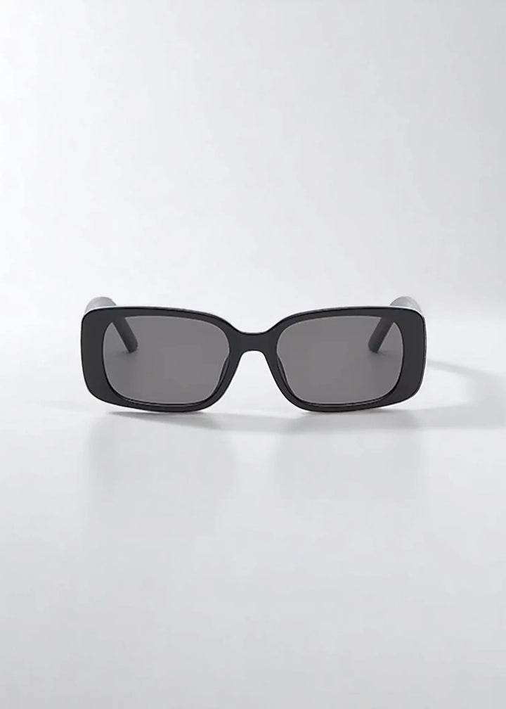 Crystal Gaze – Stylish Sunglasses with Transparent Frame
