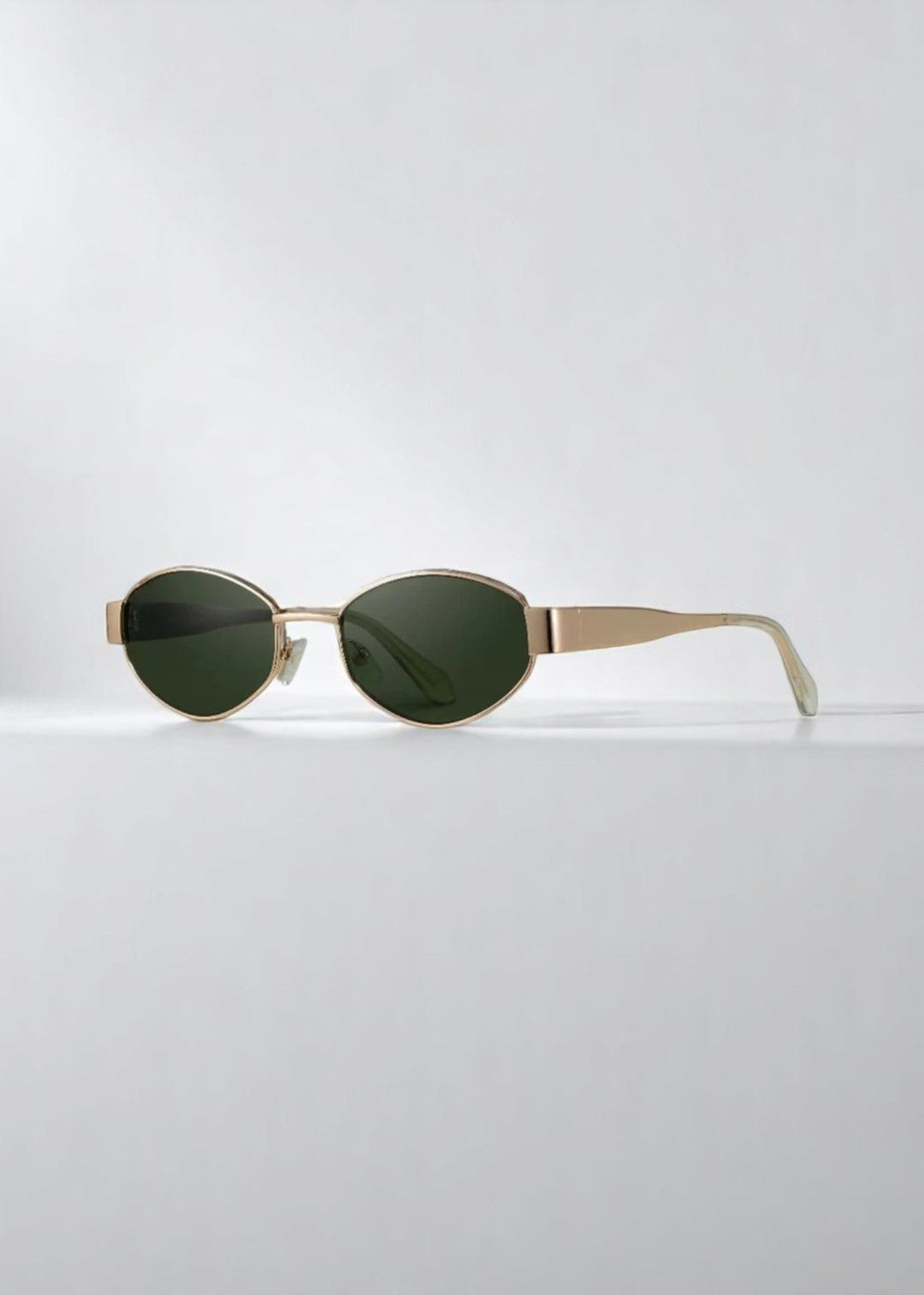 Eternal Elegance – Oval Sunglasses in Vintage Style