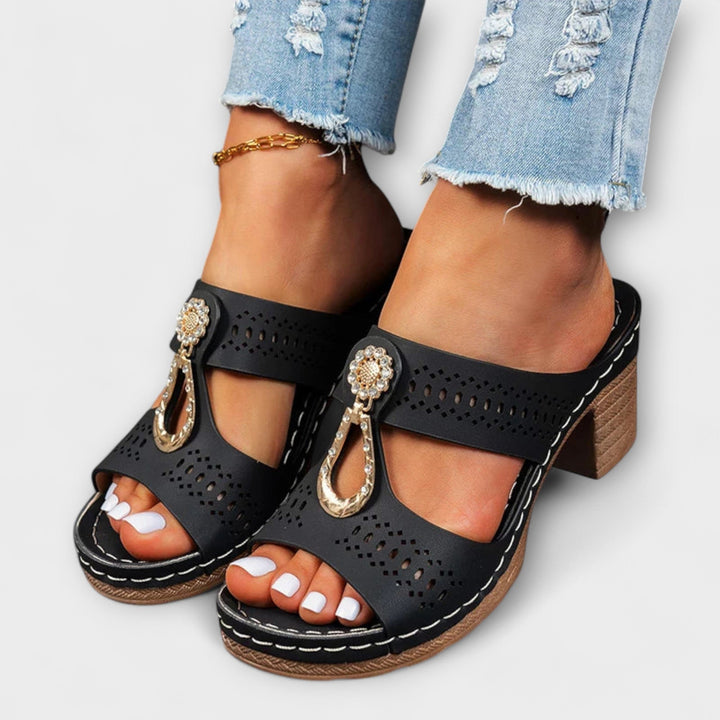Aurora - Stylish and Comfortable Orthopedic Sandals