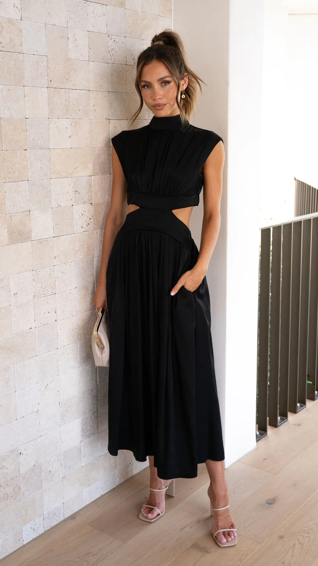 Quincy - Vestido midi con corte y bolsillos